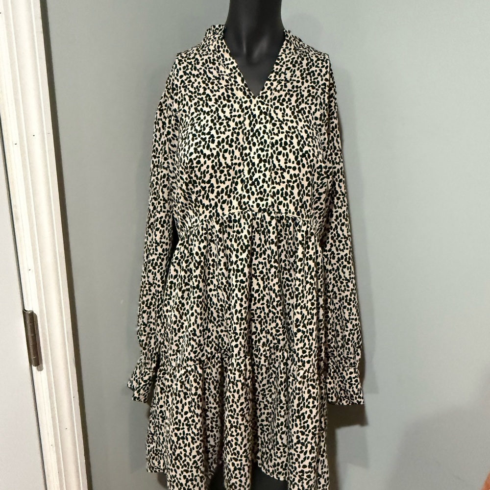 Ophelia Roe Animal Print V-Neck Tiered Mini Dress - Black & Cream